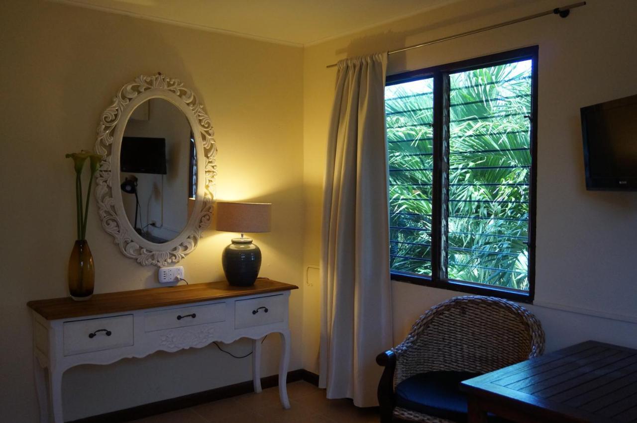 Wonders Boutique Hotel Oranjestad Exteriör bild
