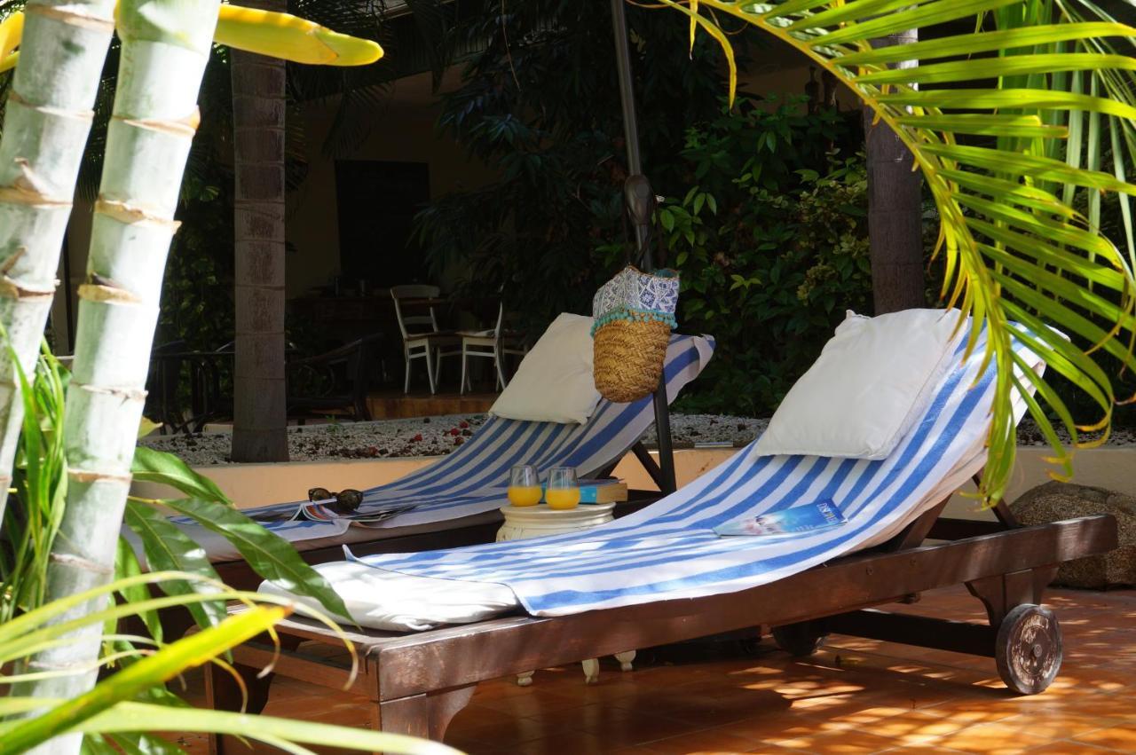 Wonders Boutique Hotel Oranjestad Exteriör bild