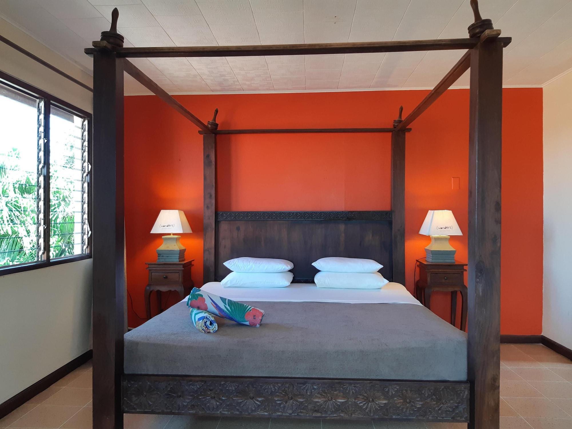 Wonders Boutique Hotel Oranjestad Exteriör bild